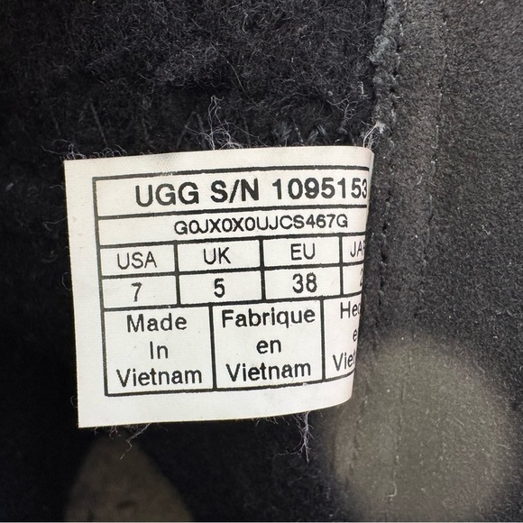 UGG BLAYRE III BLACK ZIPPER SHEARLING US 7 - Picture 15 of 16